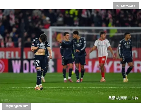 皇马快速反击战术遭遇克制 中场控制力下降明显